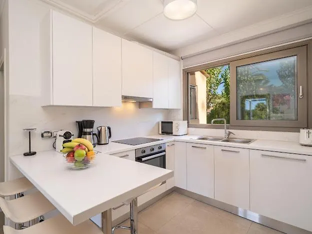 Marilia Lassi * Lassi (Kefalonia)